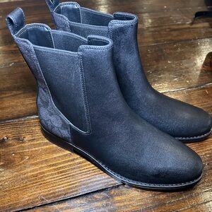 Coach Meredith Bootie In Signature Canvas